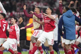 arsenal-premier-ligde-sampiyonluga-bir-adim-daha-yaklasti-100310-20260519.webp.webp