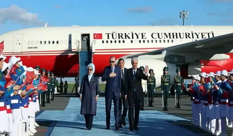 Cumhurbaşkanı Erdoğan Kazakistan'da Resmi Törenle Karşılandı