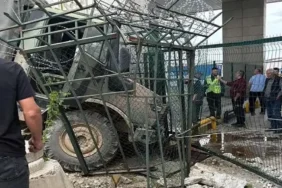 Hamzabeyli Sınır Kapısı'nda askeri araç duvara çarptı; 2 asker yaralı