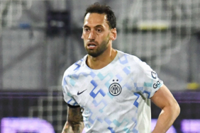 inter-parma-maci-hakan-calhanoglu-ilk-11de-tjmx.jpg