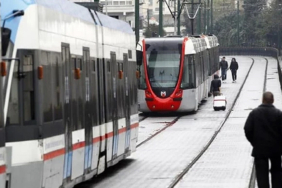 kabatas-bagcilar-tramvay-hattinda-teknik-ariza-seferler-aksadi-9hxx.jpg
