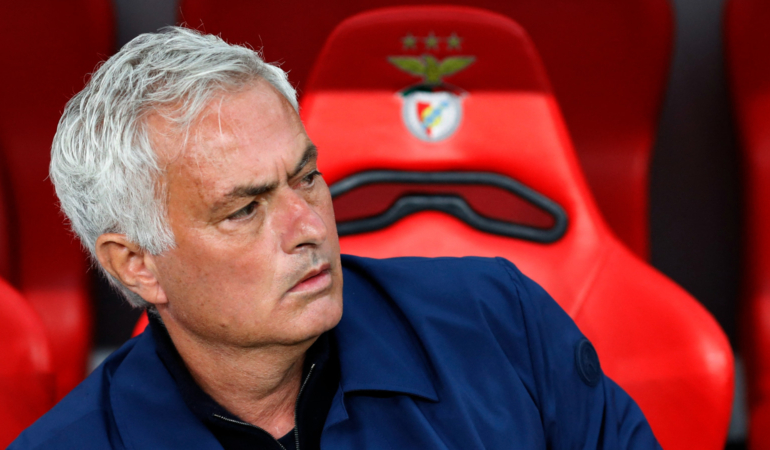 Mourinho geleceği için süre istedi: Benfica’nın teklifini beklemeye aldı