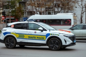 trafikpolisi-2jpg-E4-QUWLy9EeakyOuQUkehQ.jpg