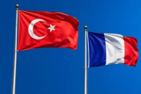turkiyefransabayrakjpg-8zTCkozkiEaIE6h0RBTcQg.JPG