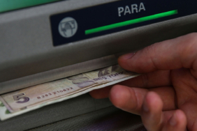 atmden-para-cekecekler-dikkat-artik-bu-banknotlar-olmayacak-jq7y.jpg