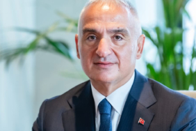 bakan-ersoy-nemrutu-ozgunlugunu-koruyarak-gelecek-kusaklara-tasiyacagiz-fwk4.jpg