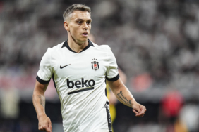 besiktasin-zalgiris-maci-kadrosu-aciklandi-trossard-listede-yok-yleu.jpg