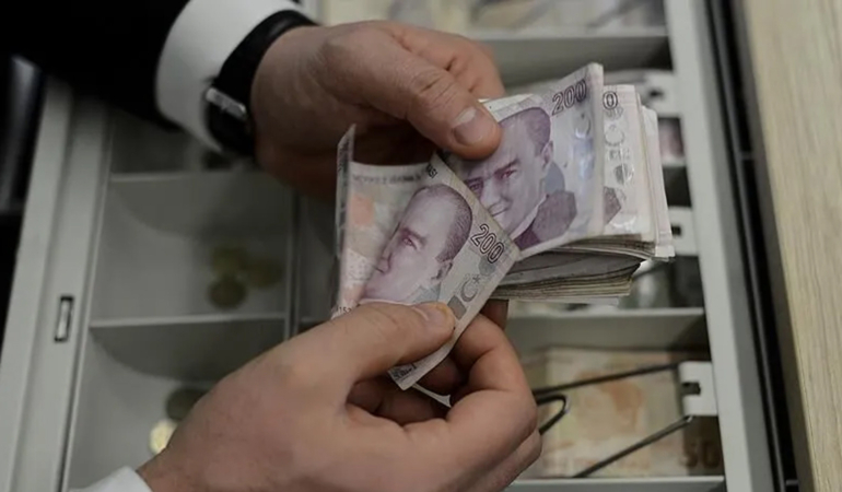 Çalışan herkesi ilgilendiriyor, tek bir gün bile yeterli! Yargıtay’dan emsal ‘tazminat’ kararı