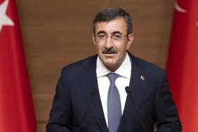cumhurbaskani-yardimcisi-yilmaz-kktcnin-kalkinmasi-ve-guclenmesi-icin-omuz-omuza-calismayi-surdurece.jpeg