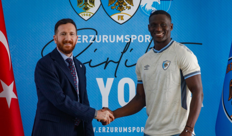 Erzurumspor ve Rizespor yeni transferlerini tanıttı