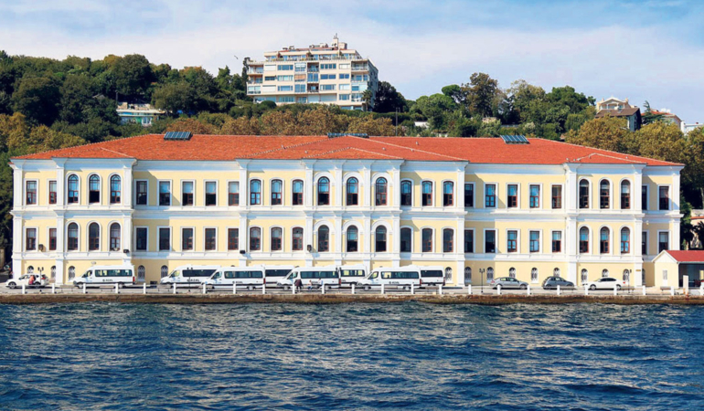 İstanbul’da en yüksek puanla öğrenci alan liseler belli oldu