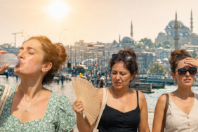 meteorolojiden-turkiyeye-cifte-uyari-istanbulda-surpriz-yagis-anadoluda-rekor-sicaklik-r0ho.jpg