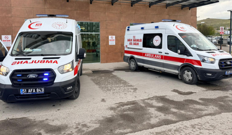 Niğde’de iki ayrı işletmede çalışan 41 kişi yemekten zehirlendi