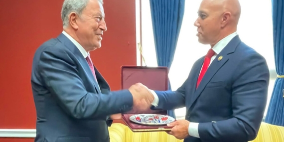 Hulusi paşa bu kez sert kayaya çarptı!