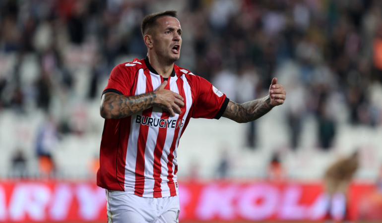 1. Lig’de Rey Manaj fırtınası! Golleriyle Sivasspor’a hayat veriyor
