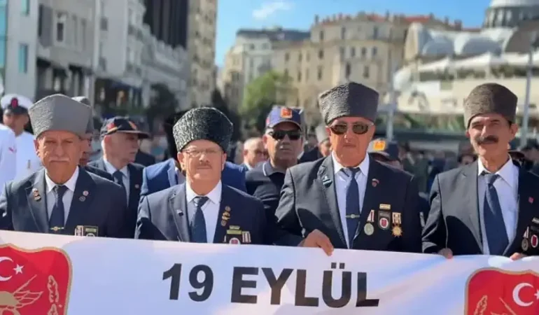19 Eylül Gaziler Günü'nde Taksim'de tören düzenlendi