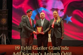 19-eylul-gaziler-gununde-adil-kocalana-anlamli-odul-130458-20260923.webp.webp