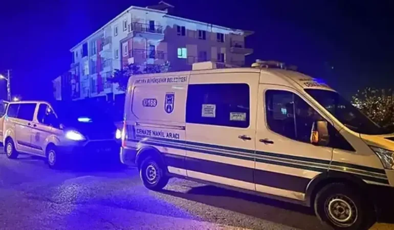 Alacak kavgasında arkadaşını öldürdü