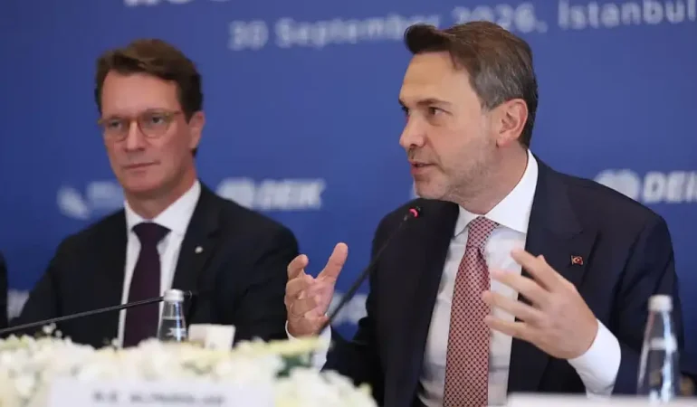 Bakan Bayraktar Tamamen Enerji Bağımsızlığına Sahip Bir Türkiye Nihai Vizyonumuzdur