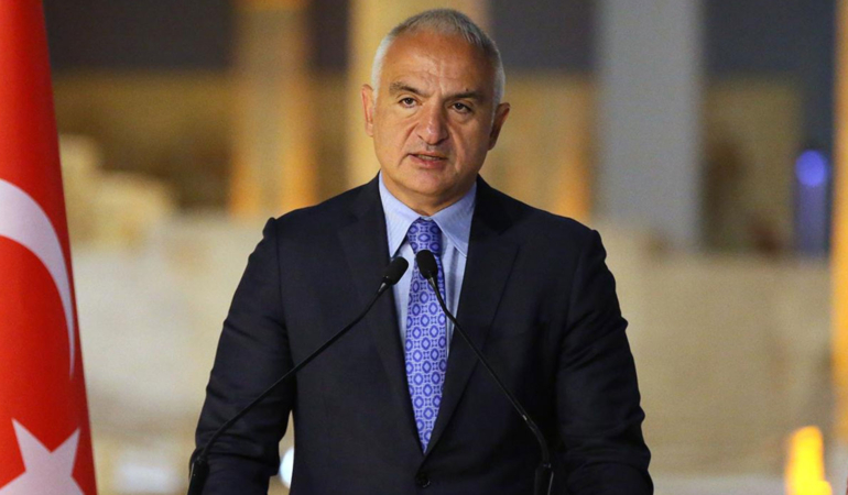 Bakan Ersoy’dan Antalya’daki orman yangınlarına ilişkin paylaşım: Gelişmeleri yakından takip ediyoruz