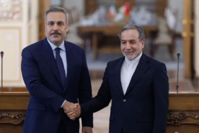 bakan-fidan-iranli-mevkidasi-arakci-ile-telefonda-gorustu-ntmf.jpg