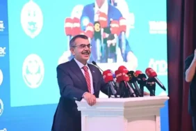Bakan Tekin İmam hatip Okulları 28 Şubat'tan Önceki Noktaya Gelmiş Durumda