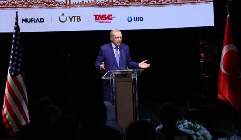 Cumhurbaşkanı Erdoğan Müslümanlardan Entegre Olmaları Değil Asimile Olmaları Bekleniyor