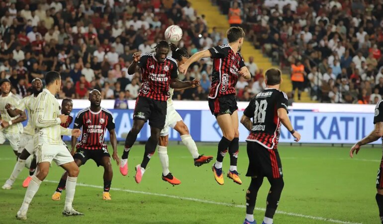 Fenerbahçe Gaziantep Deplasmanında da Takıldı