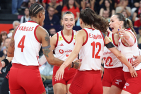 filenin-sultanlari-sirbistan-karsisinda-yari-finale-cikiyor-turkiye-sirbistan-voleybol-maci-ne-zaman.jpeg