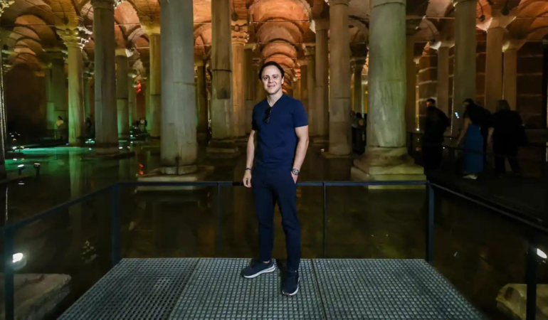 Formula 1 efsanesi Felipe Massa, İstanbul’un tarih ve gastronomisine hayran kaldı