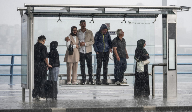 İstanbul için sağanak uyarısı… AKOM gün verdi