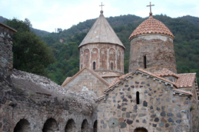 karabagda-unutturulmaya-calisilan-tarih-kafkas-albanyasi-ve-hristiyan-mirasi-1ql8.jpg