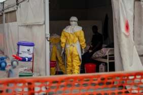 kdcdeki-ebola-salgininda-can-kaybi-3-bin-267ye-yukseldi-hkmc.jpg