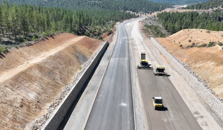 Konya-Antalya yolculuğu 20 dakika kısalacak