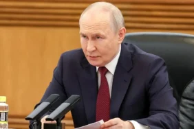 Putin, Rus ordusuna gece yarısından itibaren 3 gün boyunca Kiev'e saldırmama talimatı verdi