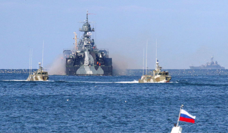 Rus donanması Akdeniz’e indi, savaş gemileri Suriye yolunda