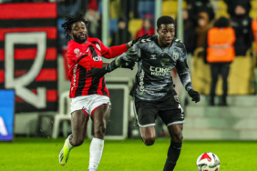 samsunspor-ali-badra-diabateyi-suudi-arabistana-satti-rekor-bonservis-zdmw.jpg