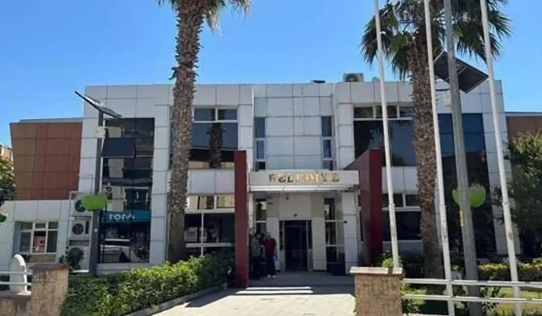 Seferihisar Belediyesi’ne rüşvet operasyonu