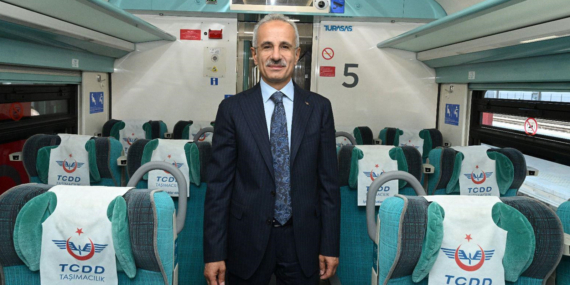 Tren seyahatinde yeni dönem: Yolcular otomatik olarak bilgilendirilecek