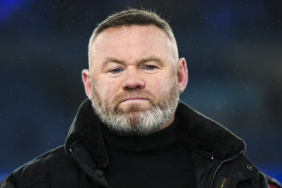 wayne-rooney-2011-12-madalyasini-istemiyorum-her-seyi-biz-mahvettik-pbzp.jpg
