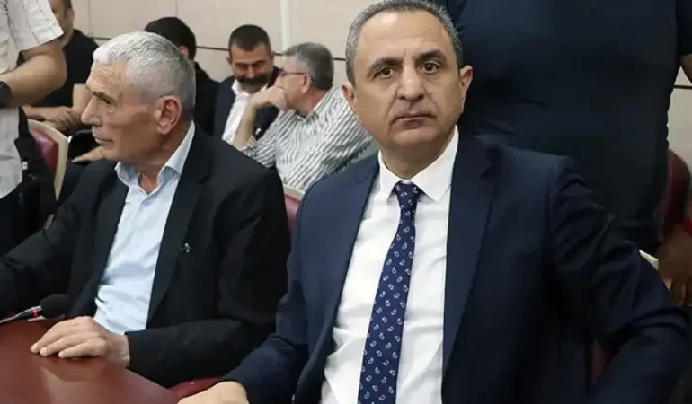 Yüreğir Belediye Başkan Vekilliği AK Parti'ye geçti, CHP karara itiraz etti