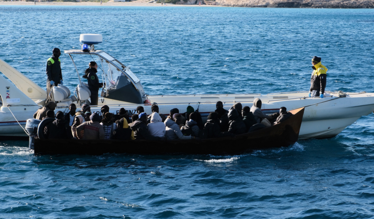 25 milyon euro bütçe! Akdeniz’de göçe yeni kalkan