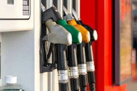 Akaryakıt fiyatlarında tabela değişti: Motorine indirim