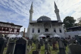 almanyada-acik-cami-gunu-etkinligi-duzenlendi-220734-20261003.webp.webp