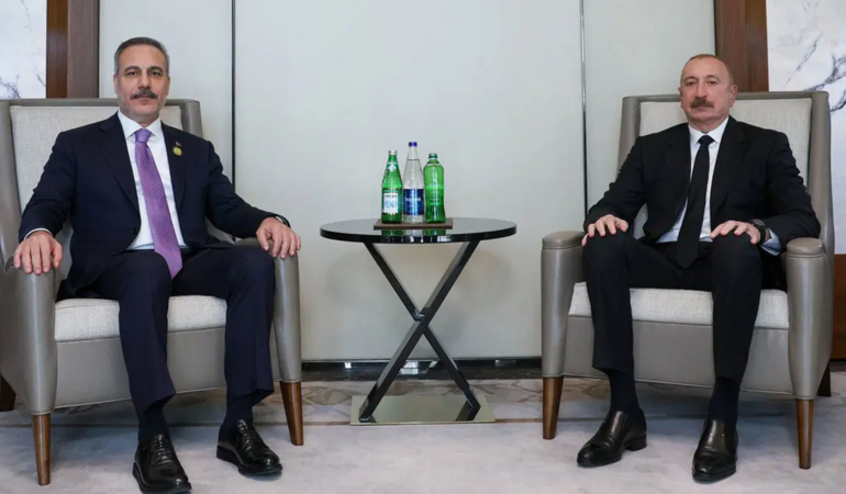 “ Liderlerimiz arasında sarsılmaz bir dostluk ve kardeşlik bağı vardır”