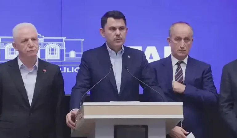 Bakan Kurum İstanbul’da 3 Bin 57 Vatandaşımız Güvenli Bölgelere Taşındı