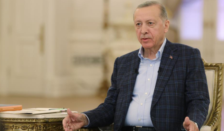 Cumhurbaşkanı Erdoğan, Bakan Kurum’dan İstanbul’la ilgili bilgi aldı