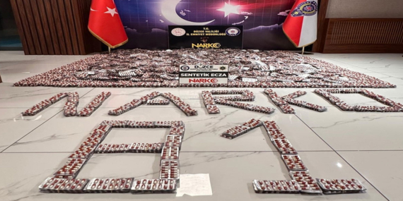 Düzce’de 2 yolcu otobüsünde 22 milyon lira değerinde uyuşturucu ele geçirildi
