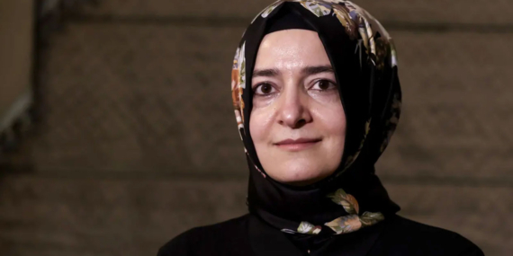 Fatma Betül Sayan Kaya, AK Parti’den ihraç edildi