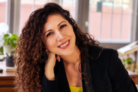 ilk-uc-yilda-neler-oluyor-rehber-niteligindeki-kitap-edcj.jpg
